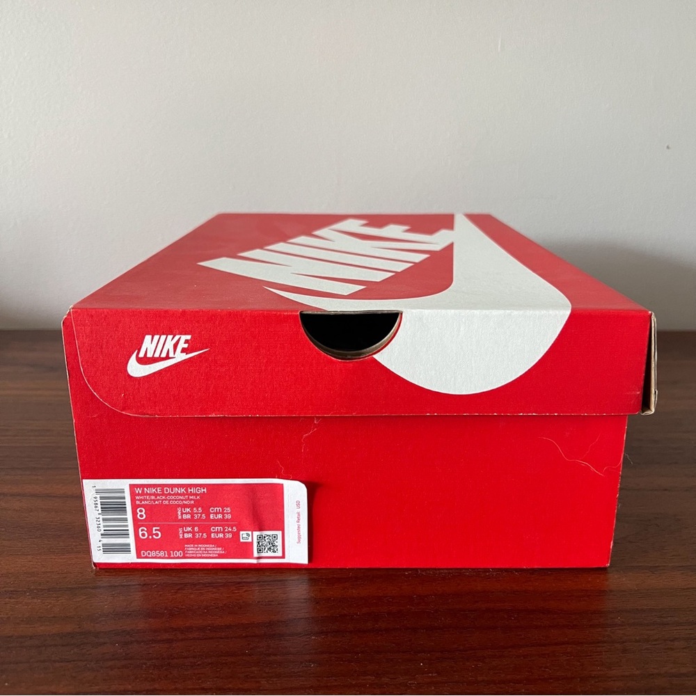 Nike Dunk High Women’s Size 8 Vintage‎ White/Black Coconut Milk DQ8581-100 - Picture 7 of 7
